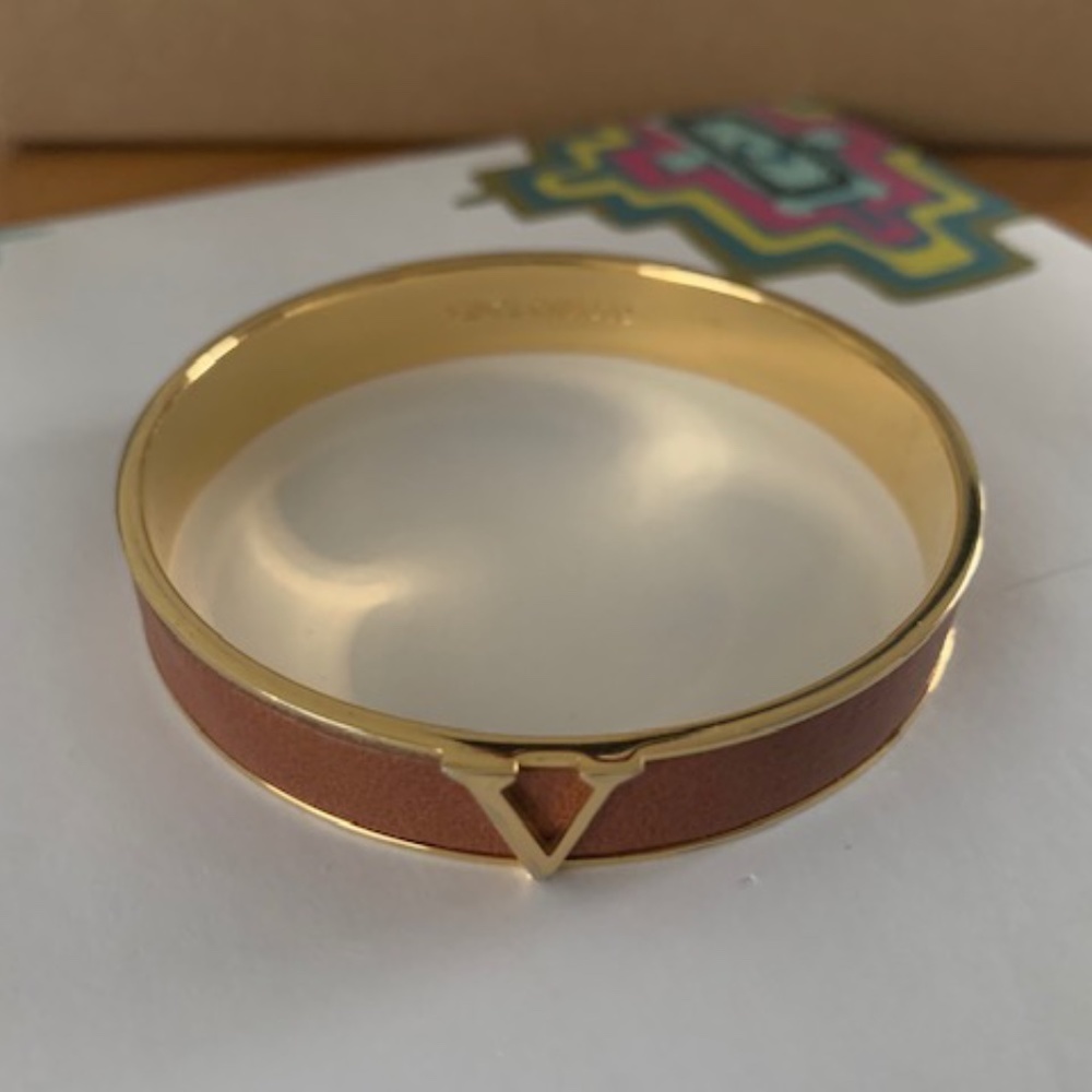 BANGLE BRACELET VINCE CAMUTO 'V' LOGO